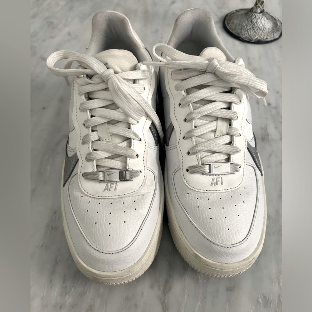 Nike Women's Air Force 1 PLT White Silver SIZE 7.5